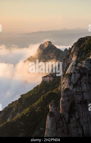 ESPAGNE.CATALOGNE.MONTSERRAT.SANTA COVA Banque D'Images