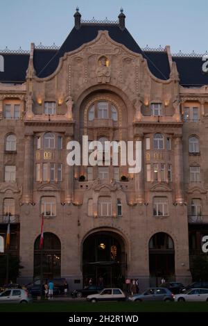 Ungarn, Budapest, Gresham-Palast am Roosevelt Platz, tér| Hongrie, Budapest, Gresham-Palace à la place Roosevelt, tér Banque D'Images