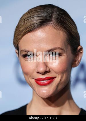 LAGUNA BEACH, ORANGE COUNTY, CALIFORNIE, États-Unis - OCTOBRE 23 : la mannequin/actrice Brooklyn Decker arrive à la 14e fête estivale annuelle Oceana SeaChange qui a eu lieu dans une résidence privée le 23 octobre 2021 à Laguna Beach, Orange County, Californie, États-Unis.(Photo de Xavier Collin/image Press Agency/Sipa USA) Banque D'Images