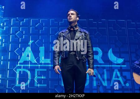 Alvaro de Luna Singer à Performance Cadena 100 Por ella 23/10/2021, Madrid.Presse cordon Banque D'Images