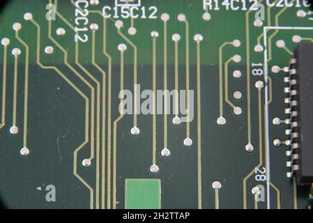 oktober 2021.Gros plan des différents circuits sur une carte mère d'ordinateur.Photo de haute qualité.Macro. Banque D'Images