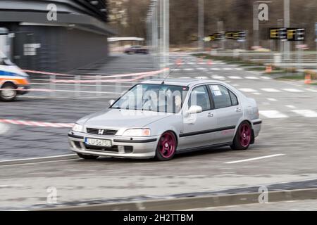 Lublin, Pologne - 11 janvier 2015 : courses de voitures amateurs à l'arène de Lublin Banque D'Images