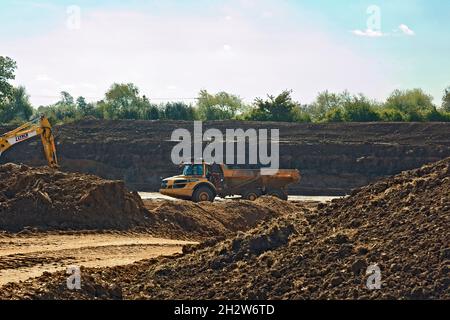 Fouilles de carrières près du village de Cromwell, près de Newark, dans le Nottinghamshire, en Angleterre Banque D'Images