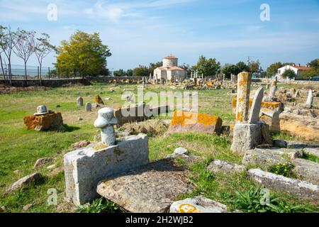 Octobre 23.2021 Edirne.L'ancien cimetière turc dans le district d'Enez de la province d'Edirne. Banque D'Images