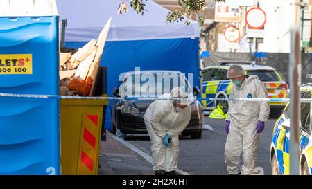 Brentwood Essex, Royaume-Uni.24 octobre 2021.Une enquête de meurtre importante menée par la police d'Essex à Brentwood à la suite des deux meurtres commis dans la ville.Crédit : Ian Davidson/Alay Live News Banque D'Images