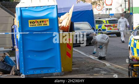 Brentwood Essex, Royaume-Uni.24 octobre 2021.Une enquête de meurtre importante menée par la police d'Essex à Brentwood à la suite des deux meurtres commis dans la ville.Crédit : Ian Davidson/Alay Live News Banque D'Images