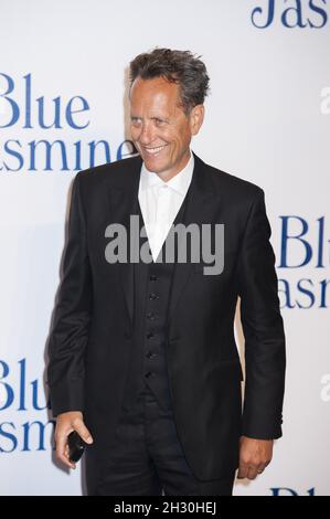 Richard E Grant participe à la première de Blue Jasmine UK à l'Odeon Leicester Square - Londres Banque D'Images