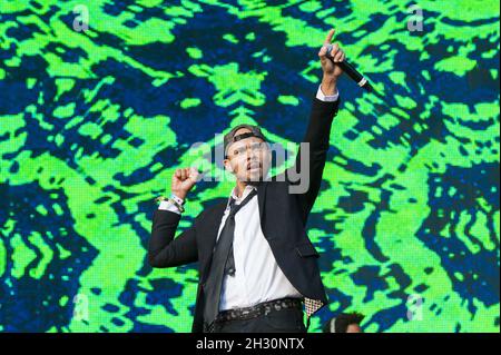 Walshy Fire du Major Lazer se produit le jour 4 du festival Bestival 2014, Robin Hill Country Park, île de Wight. Banque D'Images