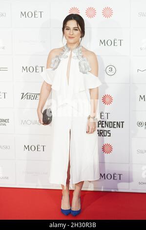 Phoebe Fox arrive aux Moet British Independent film Awards, au Old Billingsgate Market - Londres Banque D'Images