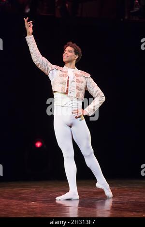 Carlos Acosta répète Don Quichotte dans le cadre de Carlos Acosta: L'adieu classique au Royal Albert Hall - Londres. Date de la photo: Lundi 3 octobre 2016. Le crédit photo devrait se lire: David Jensen/EMPICS Entertainment Banque D'Images