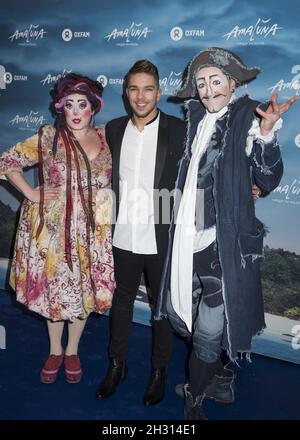 Matt Terry et des artistes du Cirque du Soleil assistent à la soirée d'ouverture de l'Amaluna du Cirque du Soleil au Royal Albert Hall, Londres.Date de la photo: Jeudi 12 janvier 2017 Banque D'Images