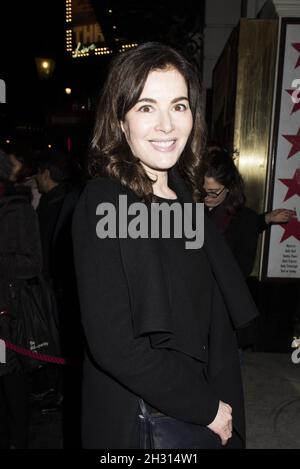 Nigella Lawson assiste à la soirée de presse des Travesties à l'Apollo Theatre, Shaftesbury Avenue, Londres. Banque D'Images