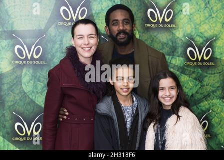 Olivia Williams et Rhashan Stone et leurs enfants Roxana et Esme arrivent à la soirée de presse de l'OVO du Cirque du Soleil au Royal Albert Hall, Londres.Date de la photo: Mercredi 10 janvier 2018.Le crédit photo devrait se lire: David Jensen/EMPICS Entertainment Banque D'Images