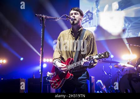 Liam Fray, des Courteeners, joue en direct sur scène lors de la série de concerts annuels Teenage cancer Trust, au Royal Albert Hall. Date de la photo: Vendredi 23 mars 2018. Le crédit photo devrait se lire: David Jensen/EMPICS Entertainment Banque D'Images