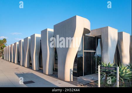 La collection Séverin Wunderman du Musée Jean Cocteau, conçue par Rudy Riciotti au coeur de Menton, Côte d'Azur Banque D'Images