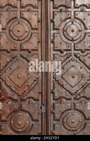 Porte de l'église de San Jorge dans la ville de A Coruna, Galice, Espagne Banque D'Images