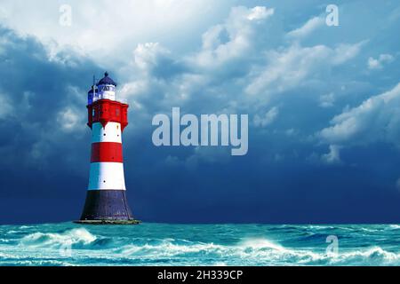 Der Leuchtturm Roter Sand vor einem Gewitter, Himmel, dunkler Himmel, Wesermündung, Aussenweser,Außenweser, Leuchtfeuer, Turm, Historischer Leuchttur Banque D'Images