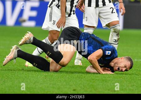 Milan, Italie.24 octobre 2021.Edin Dzeko (9) d'Inter vu dans la série Un match entre Inter et Juventus à Giuseppe Meazza à Milan.(Crédit photo : Gonzales photo/Alamy Live News Banque D'Images