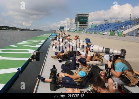 23 JUILLET 2021 - TOKYO, JAPON : vue générale de la ligne d'arrivée pendant les Sculpts uniques des hommes d'aviron des Jeux Olympiques de Tokyo 2020 (photo par Banque D'Images