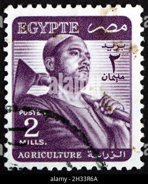 ÉGYPTE - VERS 1953 : un timbre imprimé en Égypte montre Farmer, Agriculture, vers 1953 Banque D'Images