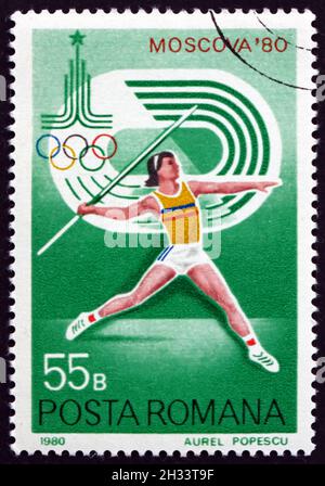 ROUMANIE - VERS 1980 : un timbre imprimé en Roumanie montre Javelin, 22e Jeux Olympiques d'été, Moscou 1980, vers 1980 Banque D'Images