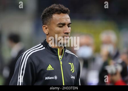 Milan, Italie.24 octobre 2021.Danilo de Juventus FC lors de la série Un match de football 2021/22 entre le FC Internazionale et le Juventus FC au stade Giuseppe Meazza, Milan, Italie le 24 octobre 2021 Credit: Independent photo Agency/Alay Live News Banque D'Images