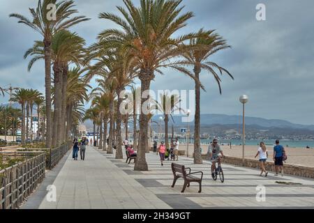 San Juan Beach situé dans la ville espagnole d'Alicante, Communauté Valencienne, Espagne, Europe Banque D'Images