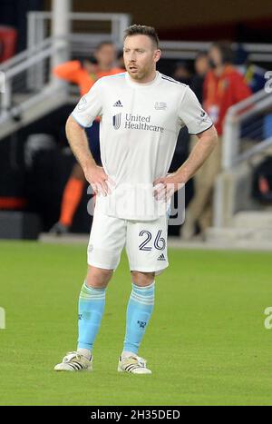 Washington, DC, États-Unis.20 octobre 2021.20211020 - le milieu de terrain DE la Révolution de Nouvelle-Angleterre TOMMY MCNAMARA (26) est vu pendant la première moitié contre D.C. United à Audi Field à Washington.(Image de crédit : © Chuck Myers/ZUMA Press Wire) Banque D'Images