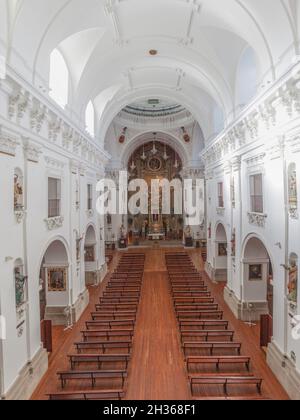 TOLÈDE, ESPAGNE - 23 OCTOBRE 2017 : intérieur de l'église jésuite (San Ildefonso) à Tolède, Espagne Banque D'Images