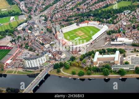 Image aérienne du terrain de cricket de Trent Bridge, Nottingham Notinghamshire, Angleterre, Royaume-Uni Banque D'Images