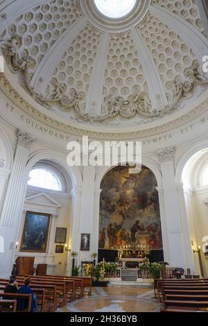 Eglise de Santa Maria Assunta, Ariccia, Latium, Italie, Europe Banque D'Images