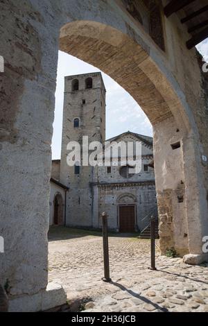 Basilique de San Ponziano, Spoleto, Ombrie, Italie, Europe Banque D'Images