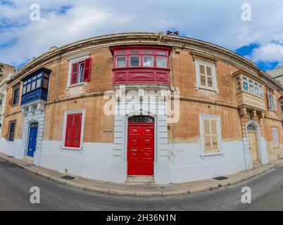 Balcons maltais typiques glarija à Sliema, Malte Banque D'Images