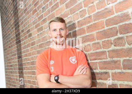 Oriam Sports Performance Center, Riccarton, Édimbourg, Écosse.Royaume-Uni 26 octobre 21 .Hearts Stephen Kingsley Conférence de presse pour le match St Johnstone .Crédit : eric mccowat/Alay Live News Banque D'Images