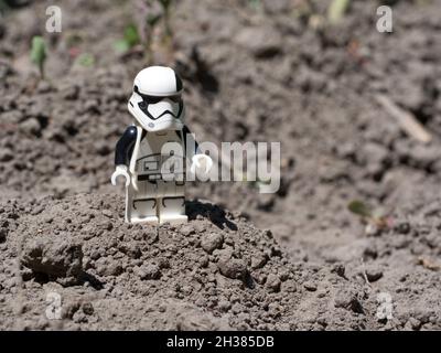 Chernihiv, Ukraine, 13 juillet 2021.Image macro d'une figurine de stormtrooper impériale de Star Wars.Rédactionnel. Banque D'Images