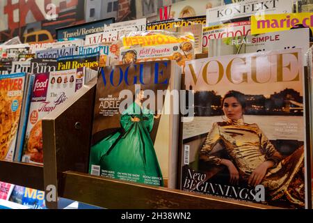 Barnes & Noble Booksellers sur Fifth Avenue à New York City propose une large sélection de produits, aux Etats-Unis Banque D'Images