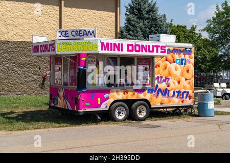 Boise, Idaho - 20 août 2021 : stand de mini Donut et de limonade à la Western Idaho State Fair Banque D'Images