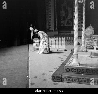 Aufführung im Opernhaus de Rom ; Italien 1940er Jahre. Performance dans l'opera de Rome, Italie 1940. Banque D'Images