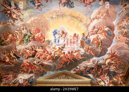 Peinture au plafond par Verrio dans la salle du ciel à Burghley House, une demeure élisabéthaine construite par William Cecil, Lord Burghley, à Stamford en 16 centu Banque D'Images