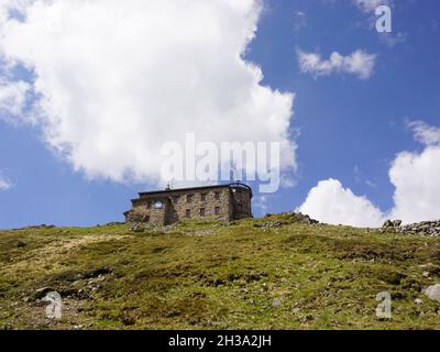 Construction de l'Observatoire météorologique sur Kasprowy Wierch dans les montagnes Tatra, Pologne Banque D'Images