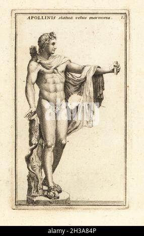 Statue en marbre d'Apollo Belvedere.Dieu grec Apollo en strophium, chlamys et sandales, avec arc et quiver de flèches.Belvedere Apollo, Apollo du Belvedere ou Pythian Apollo.Apollinis statua vetus marmorea.Gravure de coperplate par Giovanni Battista Cannetti à partir de coperplates des plus belles statues anciennes de Rome, Calcografia di piu belle statue antiche a Roma, gravée par Cannetti all'Arco della Ciambella, publié par Gaetano Quojani, Rome, 1779. Banque D'Images