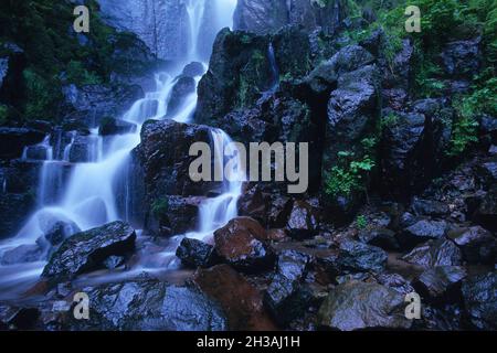 FRANCE.BAS-RHIN (67) RÉGION ALSACE.CHUTES D'EAU DE NIDECK Banque D'Images