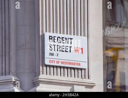 Détail du panneau Regent Street, Westminster, Londres, Royaume-Uni. Banque D'Images