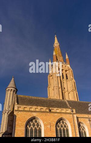 Bruges, Belgique - 17 février 2018 : l'église de notre dame à BR Banque D'Images