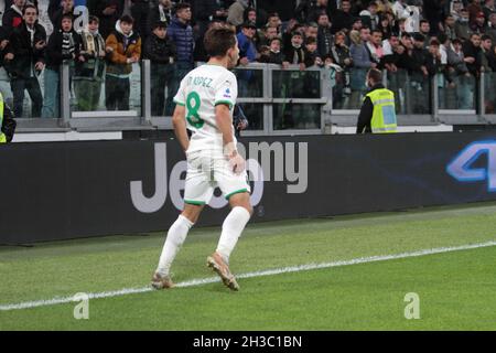 Maxime Lopez de l'US Sassuolo célébrant pendant la série italienne Un match de football entre Juventus FC et US Sassuolo le 27 octobre 2021 au stade Allianz à Turin, Italie - photo Nderim Kaceli Banque D'Images