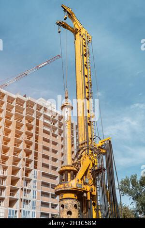 conducteur de pieu machines lourdes pour le coulage du béton dans les constructions Banque D'Images