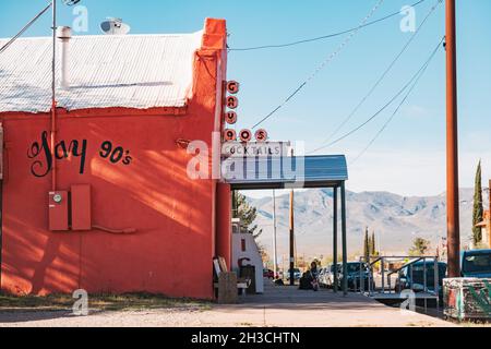 Gay 90's, le seul bar de la ville frontalière américaine de Naco, Arizona Banque D'Images