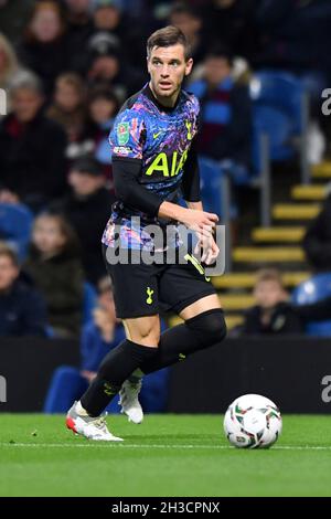 Giovani Lo Celso de Tottenham Hotspur pendant le match de la coupe EFL, actuellement connue sous le nom de coupe Carabao, entre Burnley et Tottenham Hotspur à Turf Moor, Burnley, Royaume-Uni.Date de la photo: Jeudi 28 octobre 2021.Le crédit photo devrait se lire: Anthony Devlin Banque D'Images