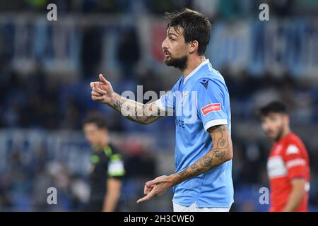 Rome, Latium.27 octobre 2021.Francesco Acerbi de SS Lazio pendant la série Un match entre SS Lazio et Fiorentina au stade Olimpico à Rome, Italie, le 27 octobre 2021.Crédit : Agence photo indépendante/Alamy Live News Banque D'Images