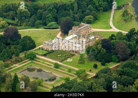 Image aérienne de l'abbaye de Newstead, dans le Nottinghamshire, Angleterre, Royaume-Uni Banque D'Images